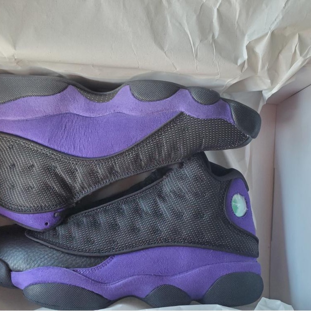 THE AIR JORDAN 13 RETRO  THROWBACK VERSION